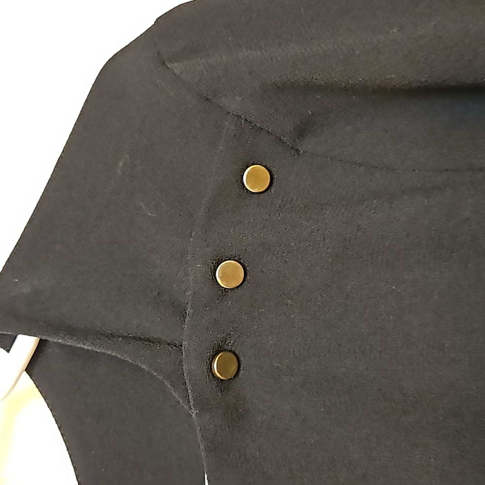 Zara Woman Black Long Sleeve Shirt with Button Detail - Picture 2 of 6